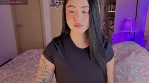 Ashley online show from December 21, 2025, 8:38 pm