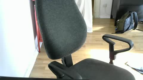 assstraight online show from February 24, 2025, 12:59 pm