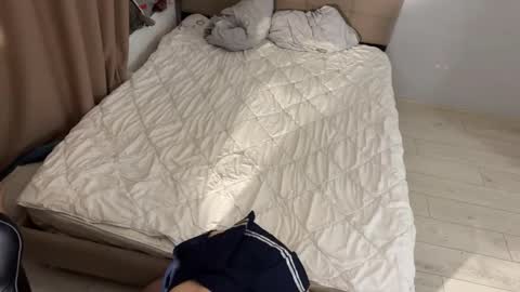 Cassie online show from December 18, 2025, 4:24 pm