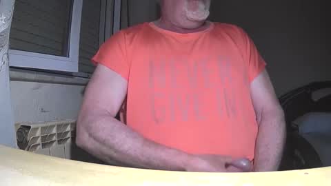 astelover online show from May 22, 2026, 9:42 pm