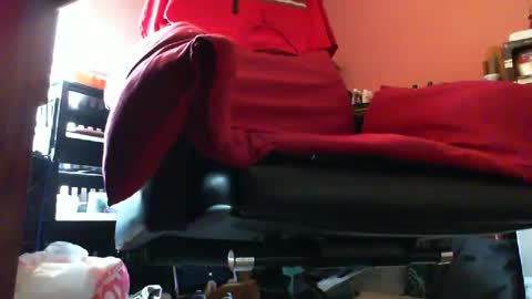 astiff1foru online show from February 3, 2025, 2:24 pm