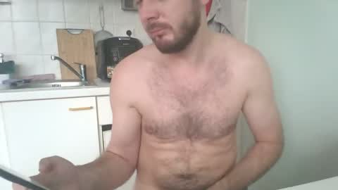 Snapshot of astleitx chatting on October 28, 2025, 12:30 pm astleitx online show from October 28, 2025, 12:30 pm