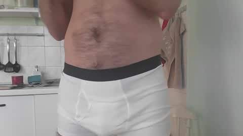 Snapshot of astleitx chatting on October 30, 2025, 12:39 pm astleitx online show from October 30, 2025, 12:39 pm