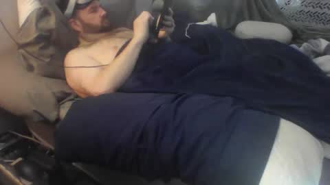 Snapshot of astra916 chatting on December 3, 2024, 6:38 pm astra916 online show from December 3, 2024, 6:38 pm