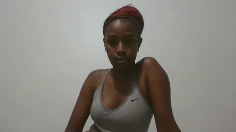 Snapshot of astra_love254 chatting on November 5, 2025, 9:20 am astra_love254 online show from November 5, 2025, 9:20 am