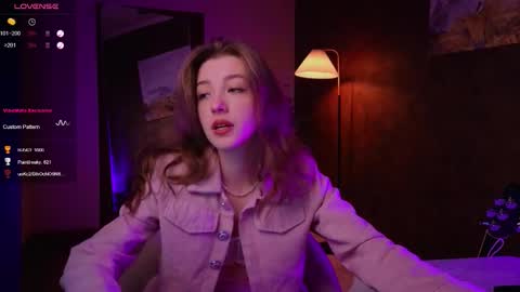 Snapshot of astramist chatting on September 14, 2025, 3:00 pm astramist online show from September 14, 2025, 3:00 pm