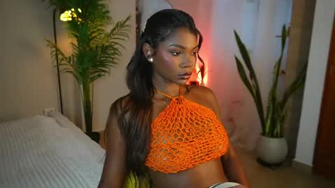 Astrea online show from June 5, 2026, 10:37 pm