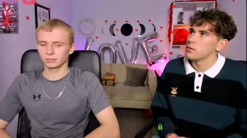 Snapshot of astren_villo chatting on February 17, 2026, 1:18 pm astren online show from February 17, 2026, 1:18 pm