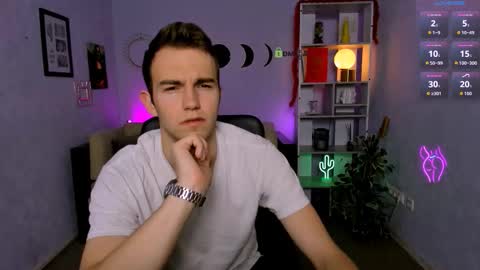 astren online show from March 25, 2026, 1:28 pm