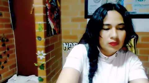 astrid_hauser66 online show from September 28, 2025, 2:50 am