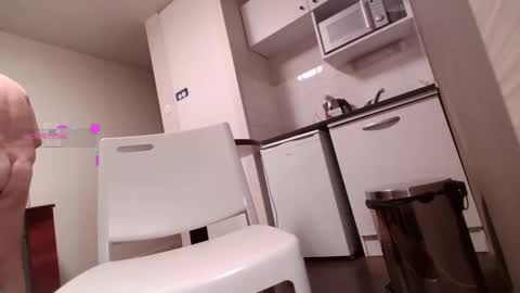 Franck online show from February 5, 2025, 8:04 pm