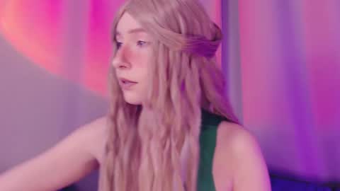 Bonnie online show from December 29, 2024, 5:54 pm