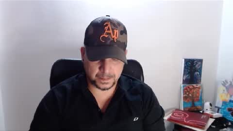 Snapshot of astton_nick chatting on December 18, 2024, 7:04 am Nick Astton online show from December 18, 2024, 7:04 am
