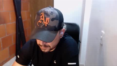 Snapshot of astton_nick chatting on February 13, 2025, 8:27 am Nick Astton online show from February 13, 2025, 8:27 am