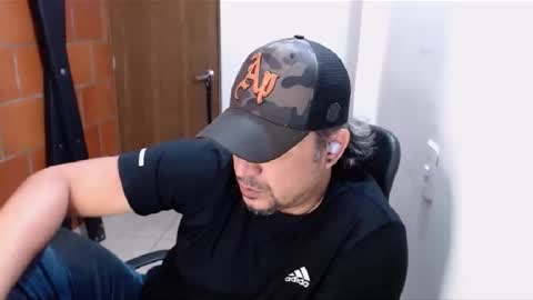 Snapshot of astton_nick chatting on March 11, 2025, 3:26 am Nick Astton online show from March 11, 2025, 3:26 am
