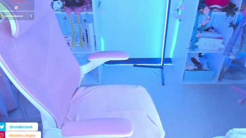 Bonnie online show from February 3, 2025, 9:18 pm