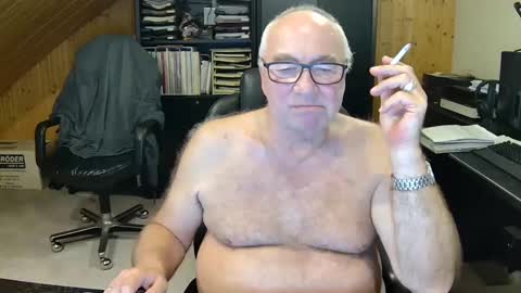 asusandy online show from December 31, 2024, 6:24 pm