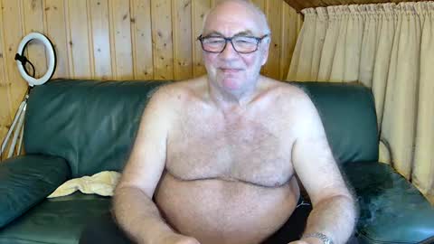 asusandy online show from February 6, 2025, 1:10 pm