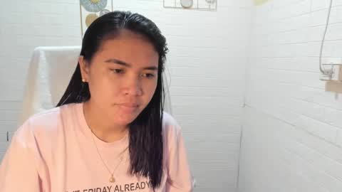 asuzaka27 online show from December 18, 2024, 2:10 am