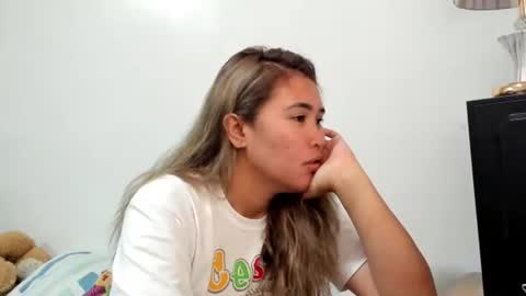 asuzaka27 online show from April 28, 2026, 7:13 am