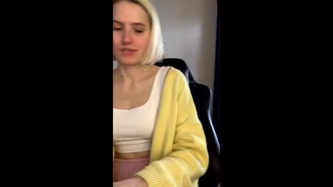 asya_new online show from October 28, 2025, 9:24 am