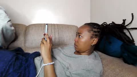 atara_seren online show from May 12, 2026, 5:21 pm