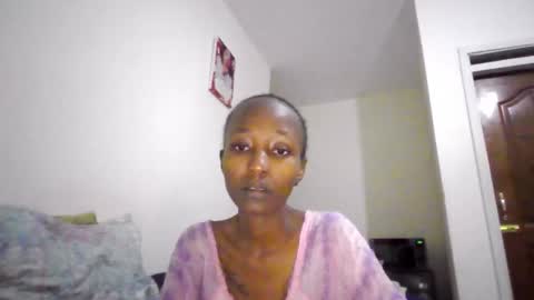 atara_seren online show from May 17, 2026, 5:31 pm