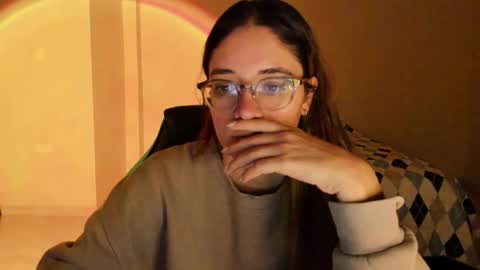 atenas online show from November 8, 2025, 9:20 am