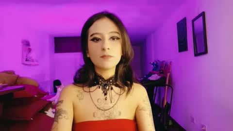 Atenea online show from January 5, 2026, 9:51 pm