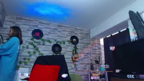 Snapshot of ateneasairce chatting on January 21, 2025, 6:02 pm Atenea online show from January 21, 2025, 6:02 pm