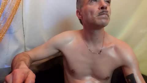 jonnyandrew online show from November 27, 2025, 11:29 pm