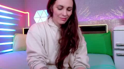Athena Autumn online show from June 3, 2026, 2:36 am