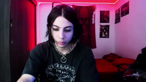 athenauwu online show from September 20, 2025, 8:37 am