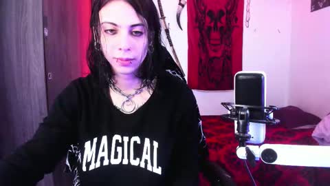 athenauwu online show from March 15, 2026, 5:35 am