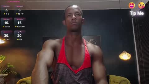 Snapshot of athleticbig_cock chatting on March 12, 2025, 2:30 am ATHLETIC COCK online show from March 12, 2025, 2:30 am