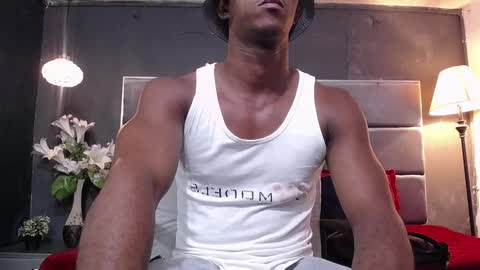 Snapshot of athleticbig_cock chatting on September 18, 2025, 1:40 am ATHLETIC COCK online show from September 18, 2025, 1:40 am
