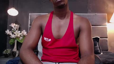 Snapshot of athleticbig_cock chatting on October 22, 2025, 2:01 am ATHLETIC COCK online show from October 22, 2025, 2:01 am
