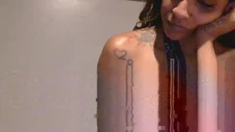 AtirahCali online show from September 11, 2025, 7:58 pm