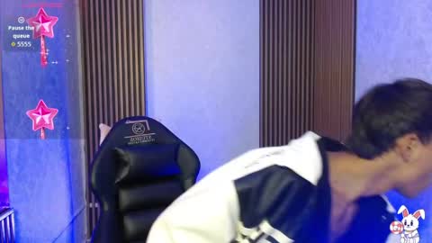 Atlas tay online show from April 5, 2026, 12:41 am