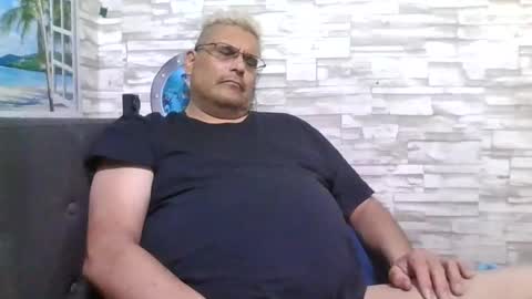 Snapshot of atr2424293280 chatting on February 20, 2026, 10:49 am A online show from February 20, 2026, 10:49 am