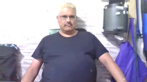 A online show from March 27, 2026, 12:05 pm