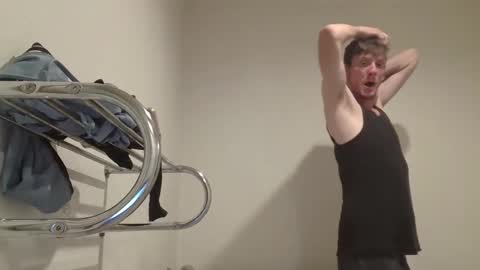 atreatforyou_86 online show from November 6, 2025, 10:27 am