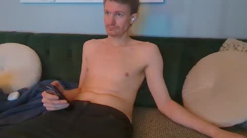 Max Powers online show from December 3, 2024, 3:41 am