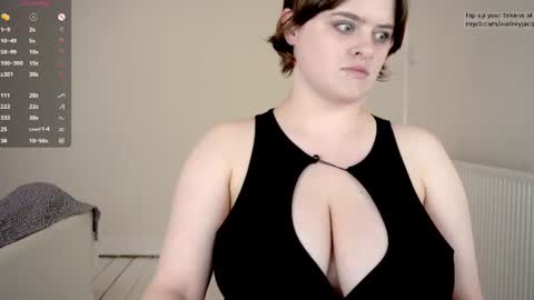 Audrey Jacq online show from June 10, 2026, 4:50 pm