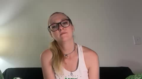 AudreyAlien online show from April 10, 2026, 7:24 am