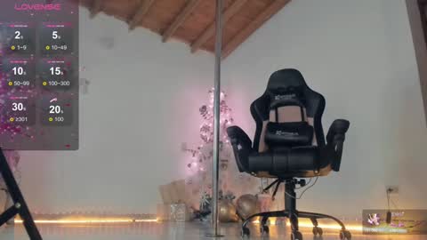 aura online show from December 15, 2024, 5:02 am