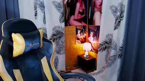 Miss awra online show from March 27, 2026, 3:56 pm