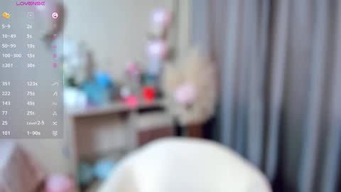 Liana online show from February 15, 2026, 7:51 am