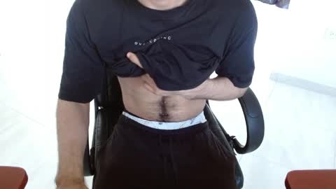 Aureliano online show from April 8, 2026, 10:21 pm