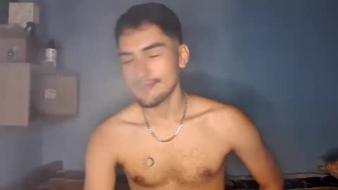 auron_merrow online show from November 28, 2025, 2:14 am